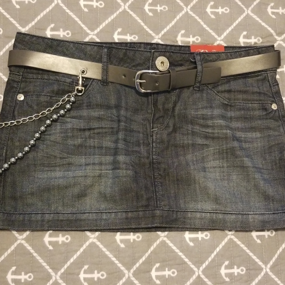 NWT Guess Denim mini skirt